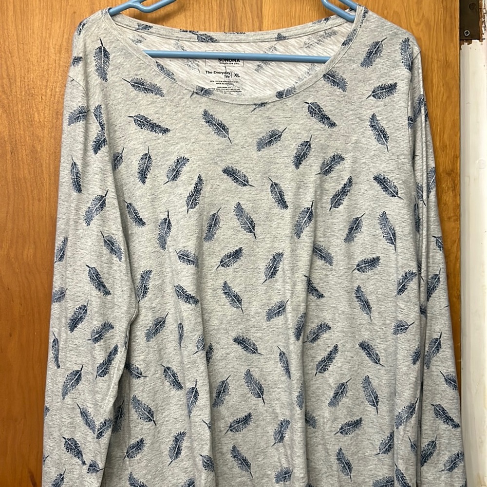 Long sleeve top